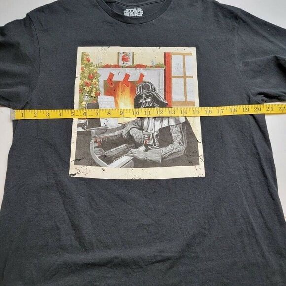 Star Wars Men's Holidays T-Shirt Size Large Black Darth Vader Piano Chistmas - Picture 5 of 6